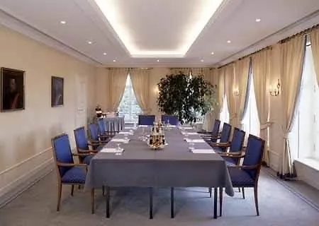 Schloss Reinhartshausen 5*