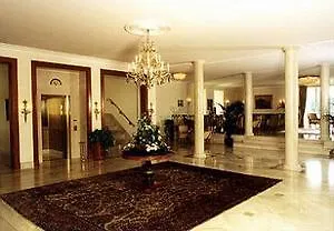 Hotell Schloss Reinhartshausen 5*