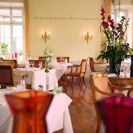 Hotel Schloss Reinhartshausen