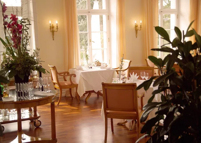 Schloss Reinhartshausen 5*