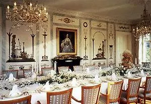 Schloss Reinhartshausen Hotel