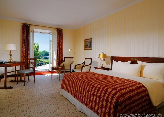 Schloss Reinhartshausen 5*