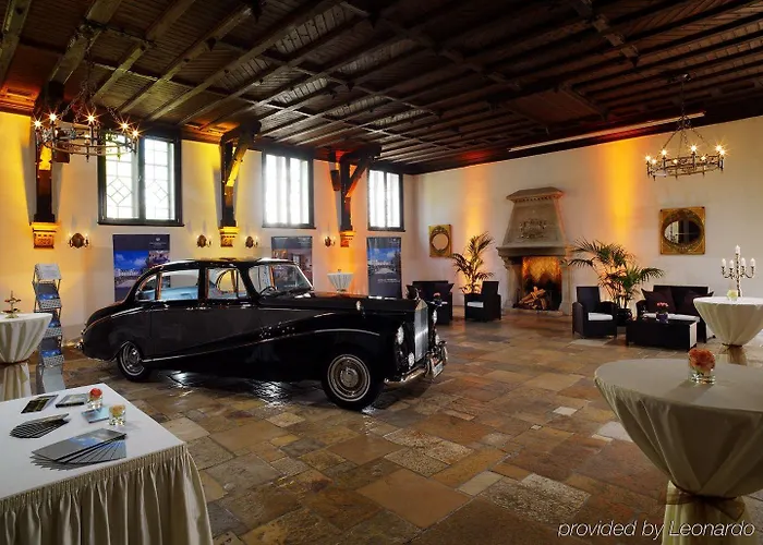 Schloss Reinhartshausen 5*