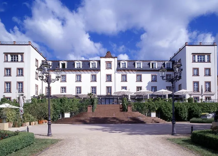 Schloss Reinhartshausen Eltville am Rhein