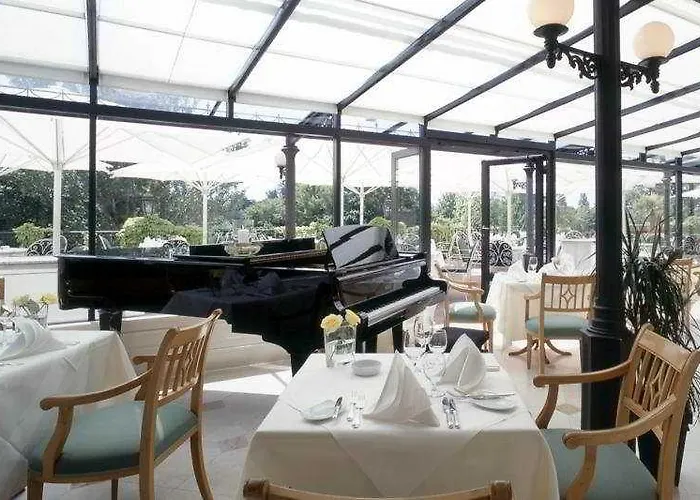 Schloss Reinhartshausen Hotel Eltville am Rhein